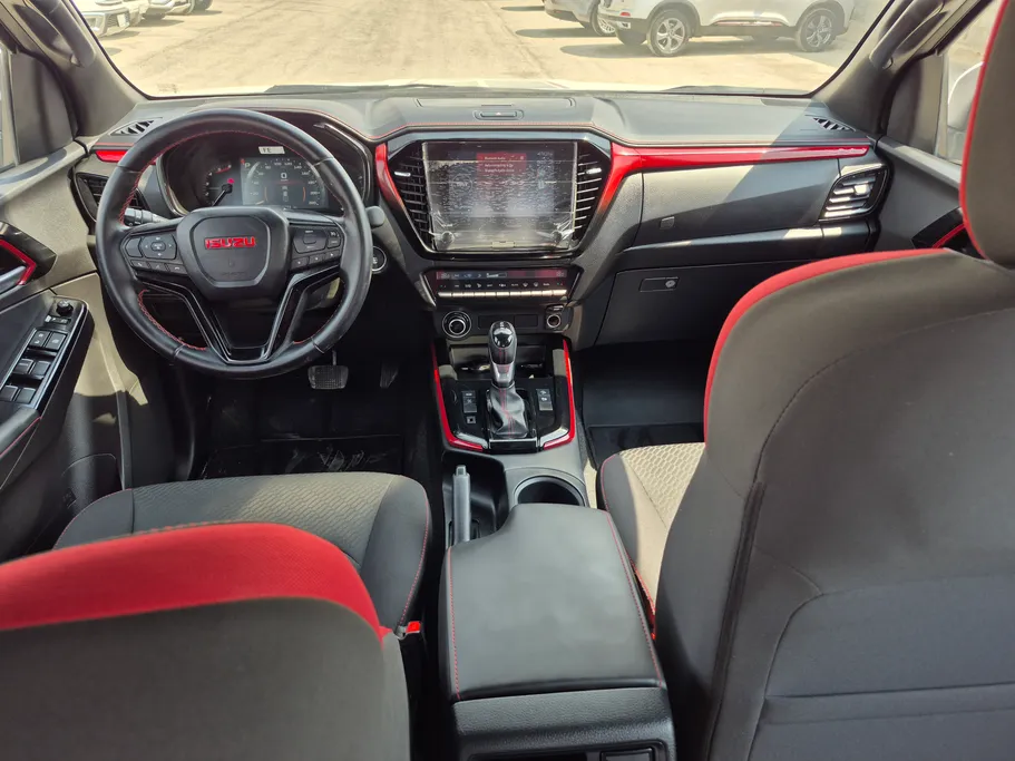2025 Isuzu D-max GT 