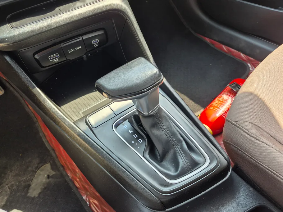 2024 Hyundai Accent Fleet 