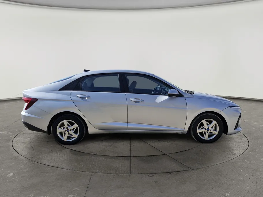 2025 Hyundai Accent Fleet 