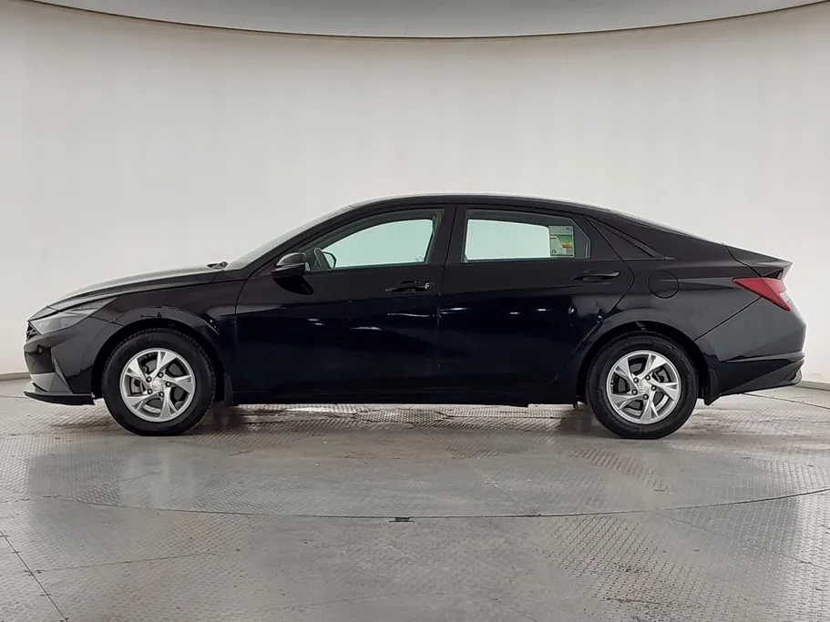 2021 Hyundai Elantra Fleet 