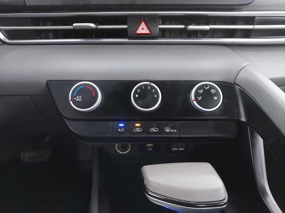 2021 Hyundai Elantra Fleet 