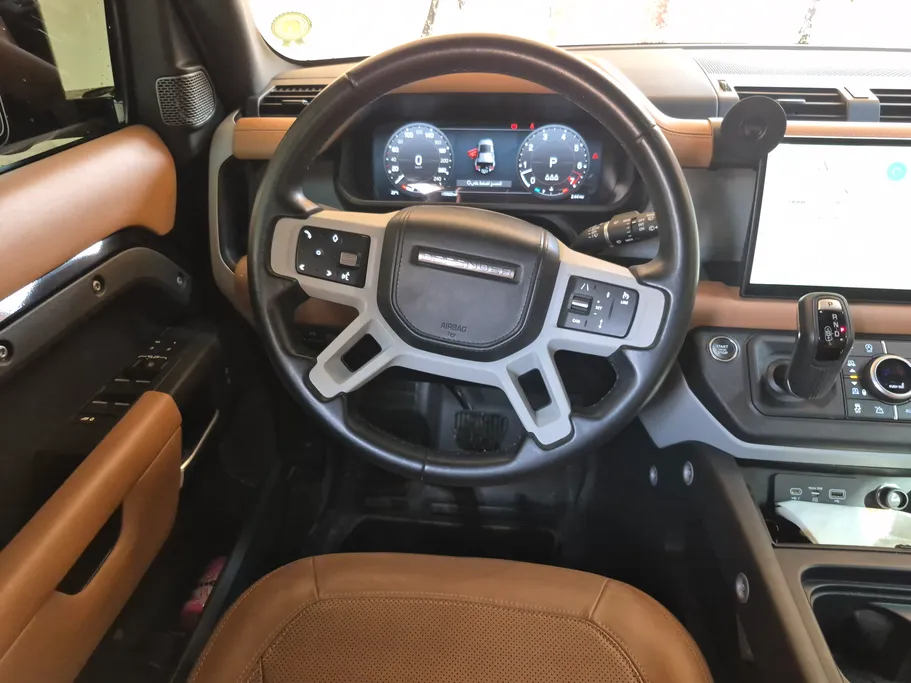 2023 Land Rover Defender P400 S  