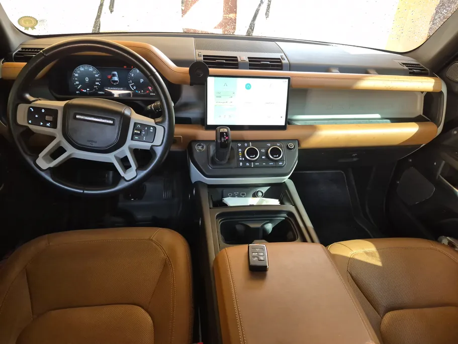 2023 Land Rover Defender P400 S  