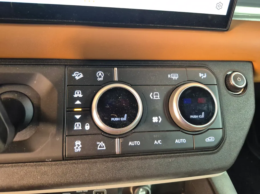 2023 Land Rover Defender P400 S  