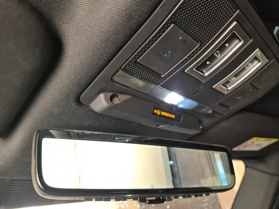 2023 Land Rover Defender P400 S  