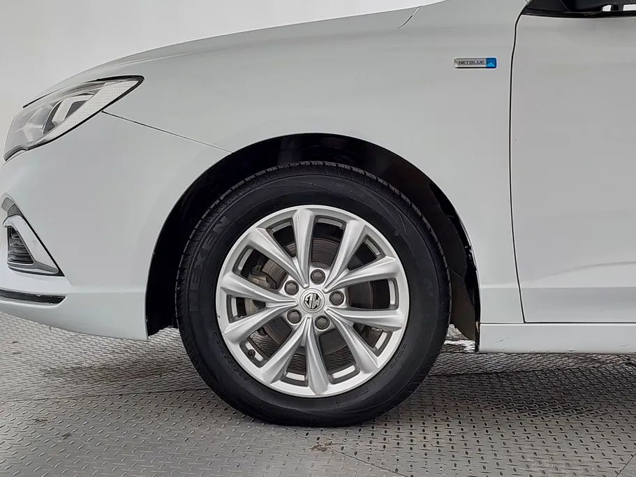 2023 MG 5 STD 