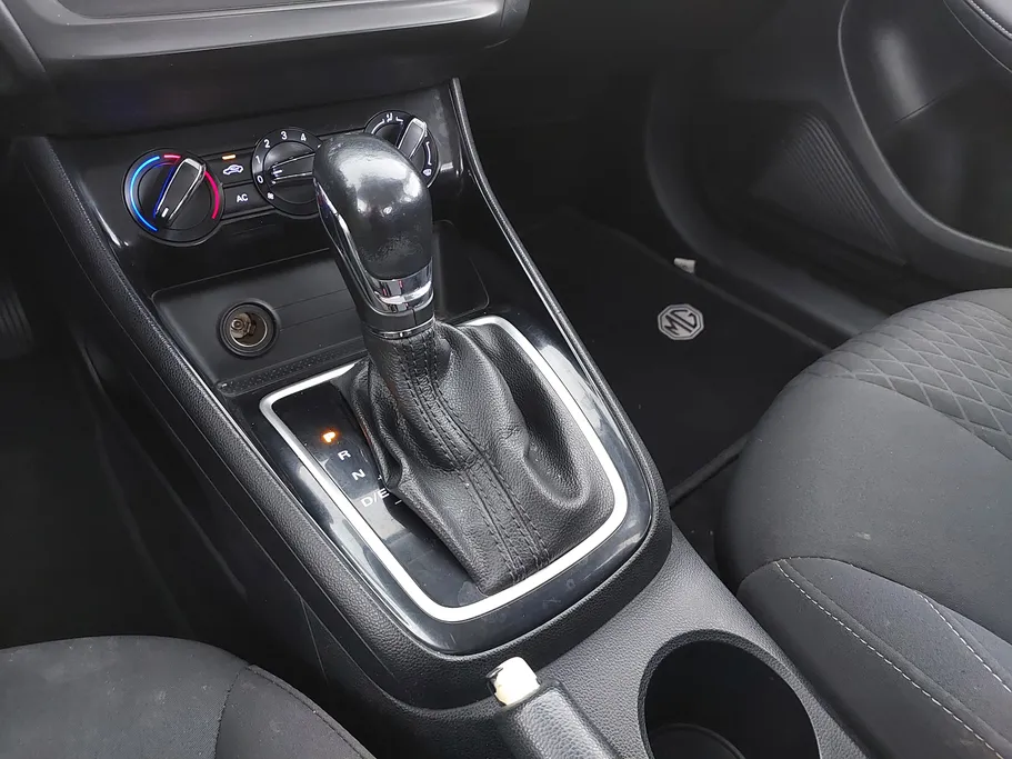 2023 MG 5 STD 