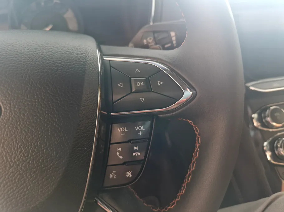 2022 Ford Taurus Titanium 