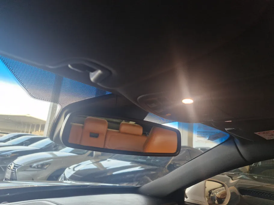2022 Ford Taurus Titanium 