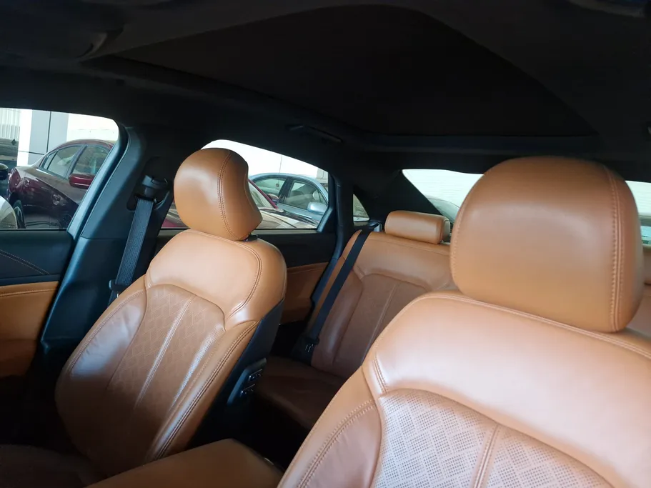 2022 Ford Taurus Titanium 