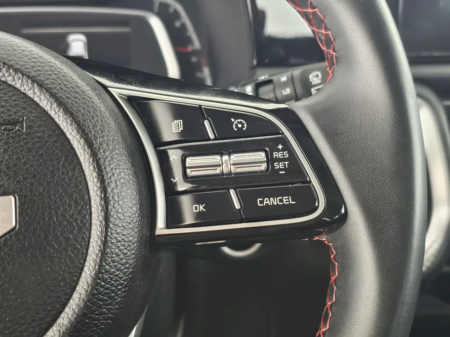 2023 Kia SONET EX 