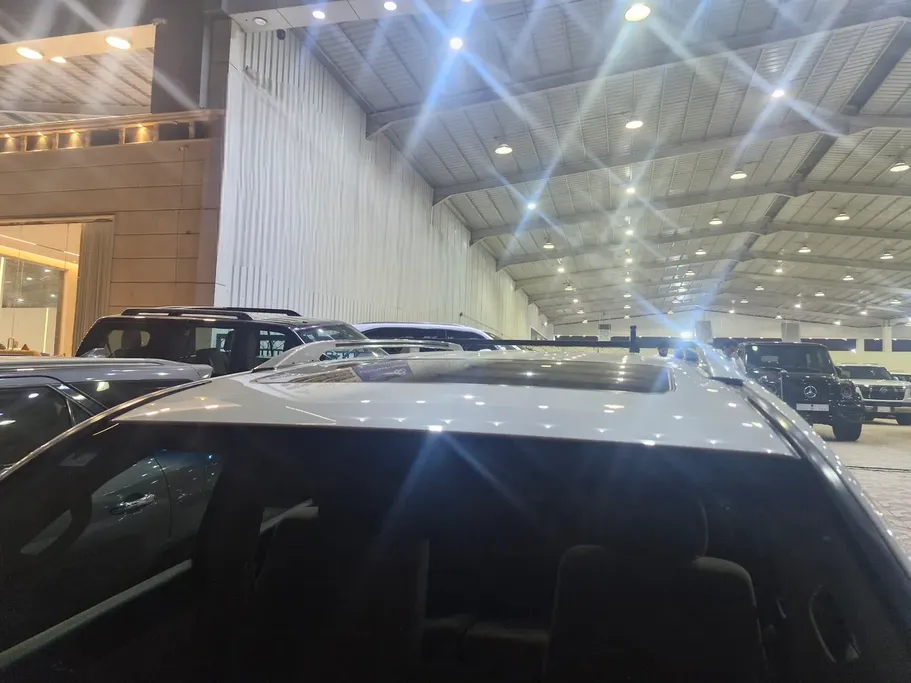 2021 Toyota Land Cruiser Grand Touring 