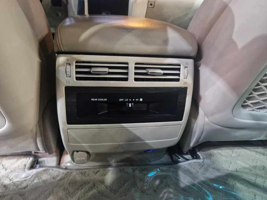 2021 Toyota Land Cruiser Grand Touring 