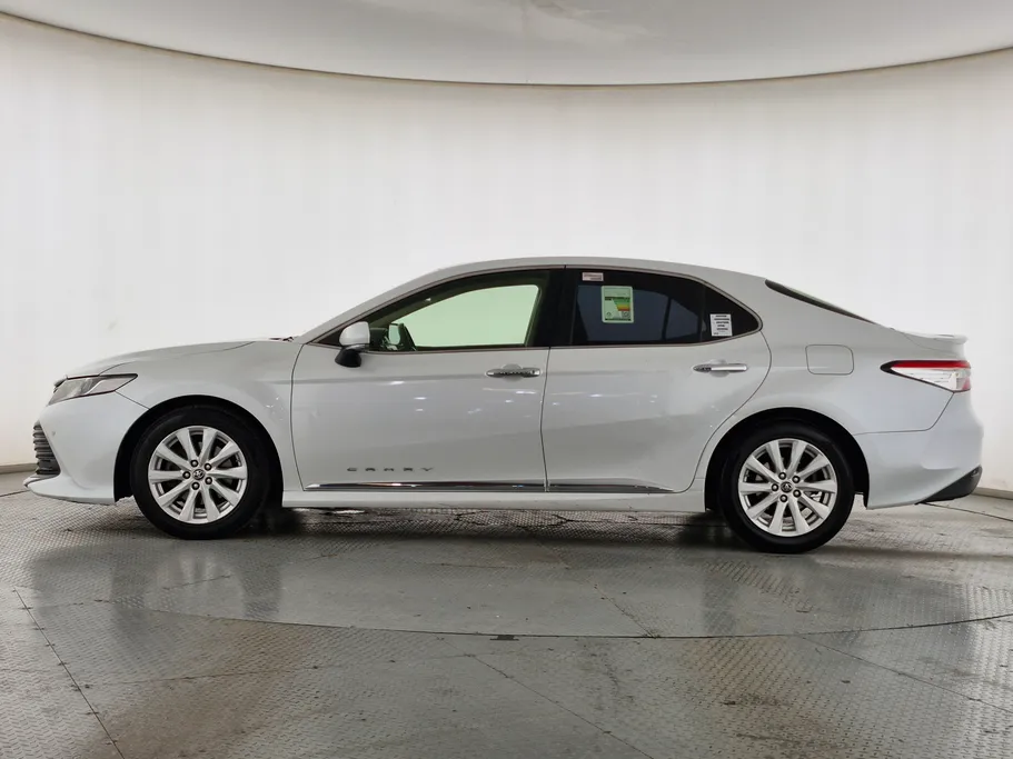 2019 Toyota Camry  GLE 