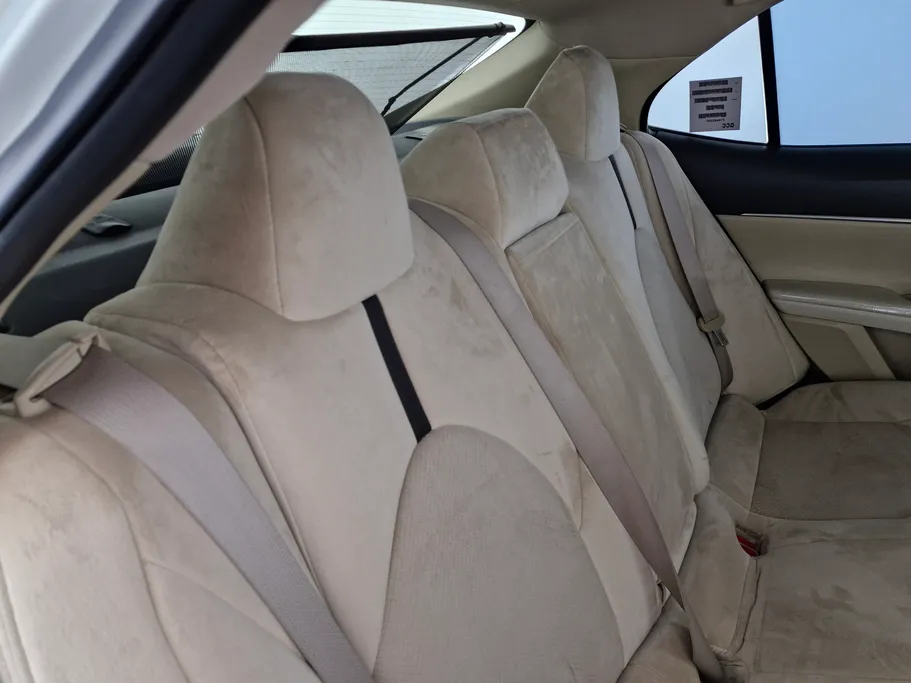 2019 Toyota Camry  GLE 