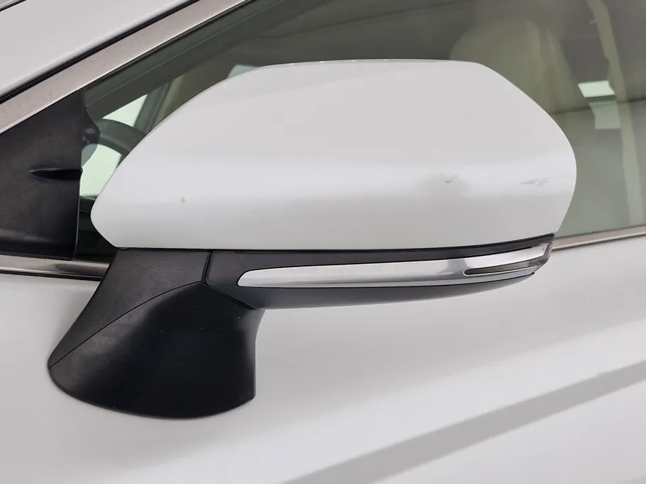 2019 Toyota Camry  GLE 