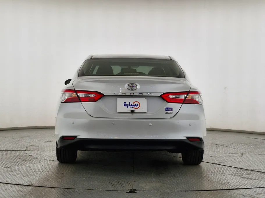 2019 Toyota Camry  GLE 