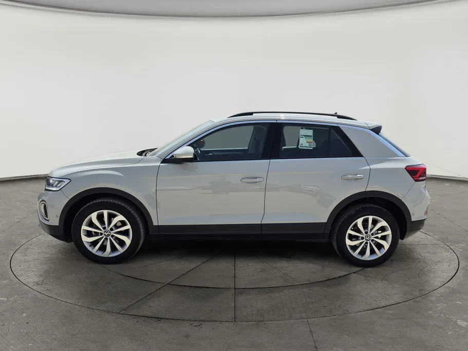 2024 Volkswagen T Roc Life 