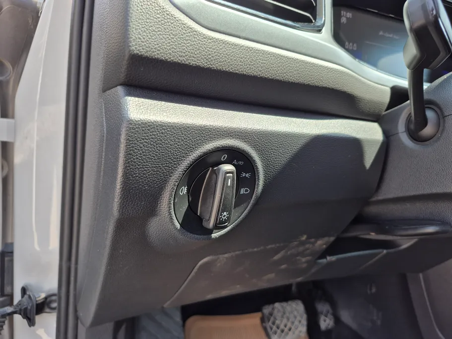 2024 Volkswagen T Roc Life 
