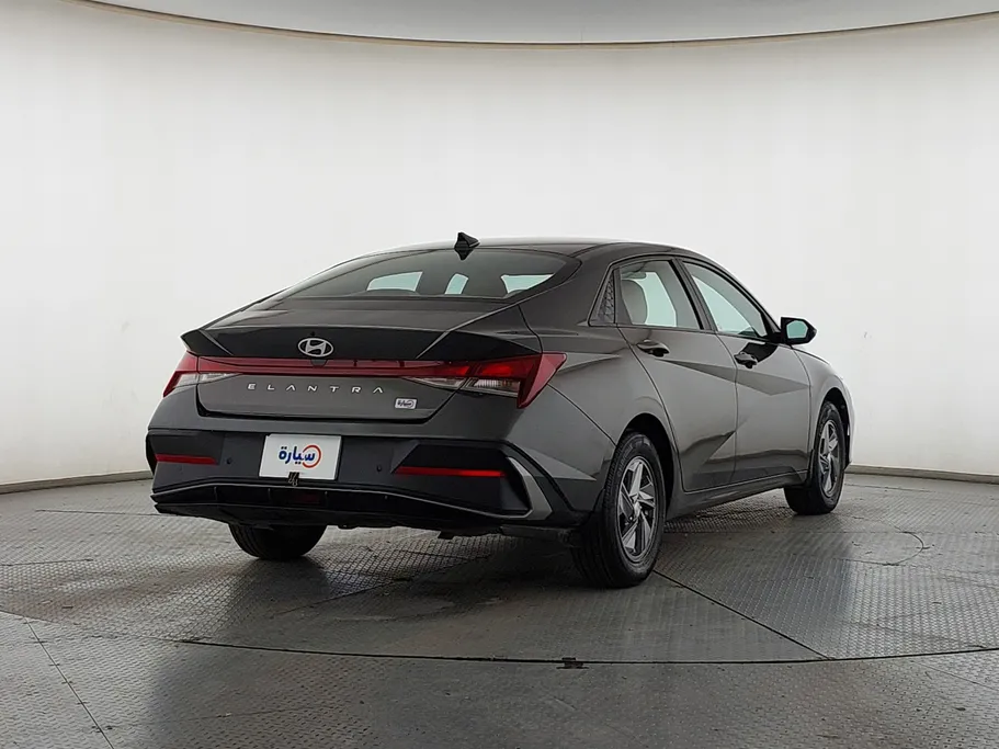 2025 Hyundai Elantra Fleet 