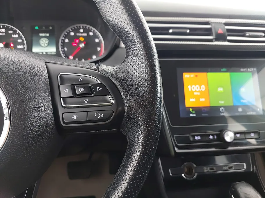2022 MG 5 COM 