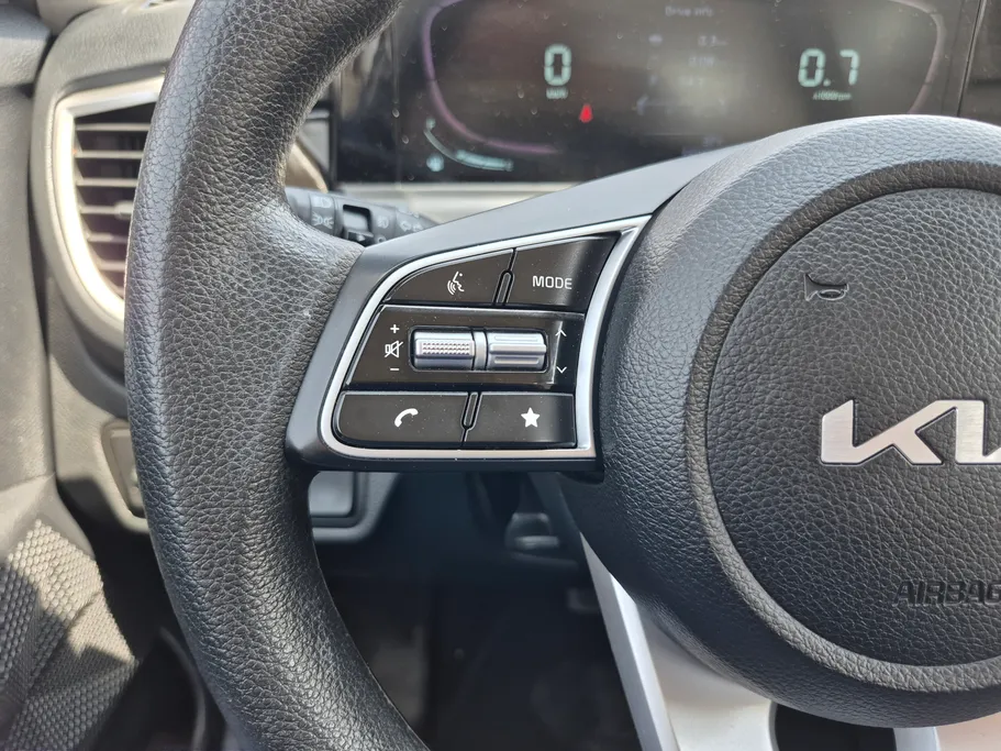 2024 Kia Seltos LX 