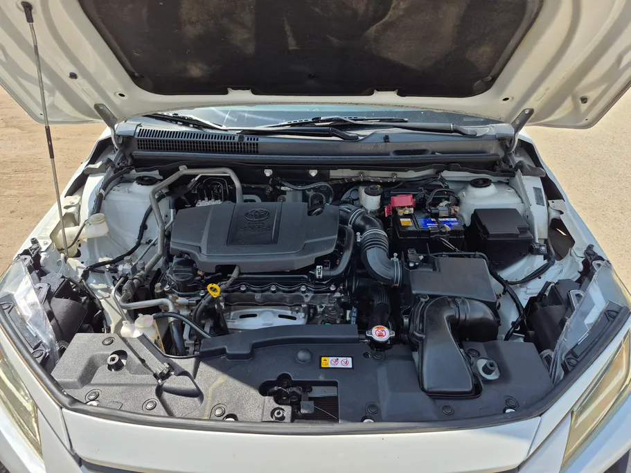 2023 Toyota Yaris  Y 