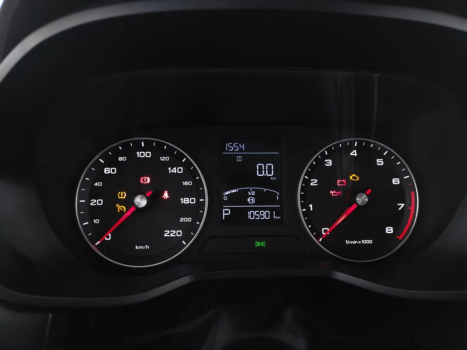 2022 MG 5 STD 