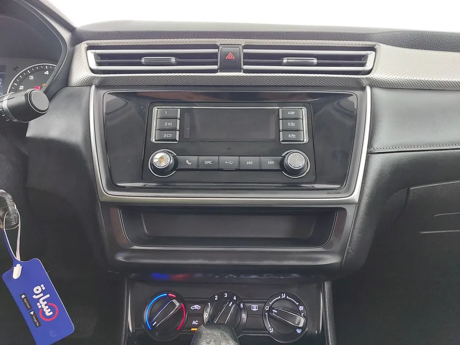 2022 MG 5 STD 