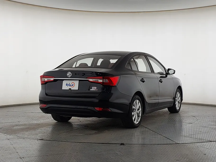 2022 MG 5 STD 