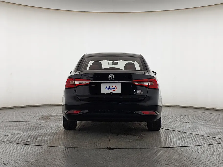 2022 MG 5 STD 