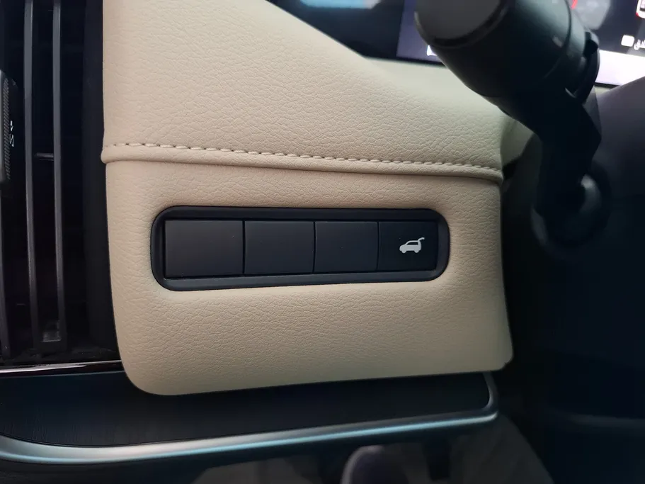 2026 Nissan Patrol SE 
