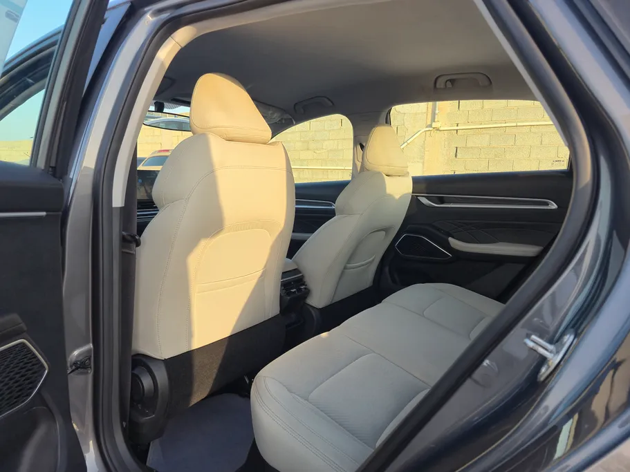 2025 Geely Emgrand GS 