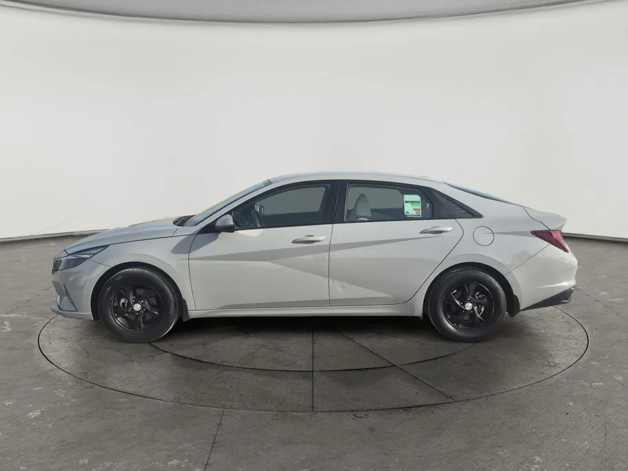 2023 Hyundai Elantra Fleet 