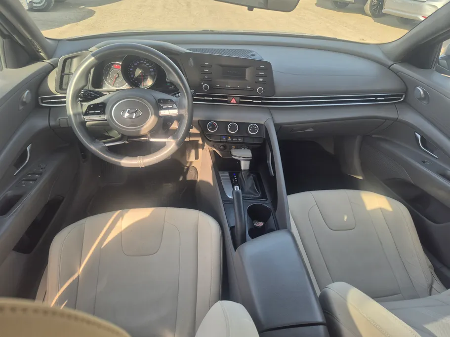 2023 Hyundai Elantra Fleet 