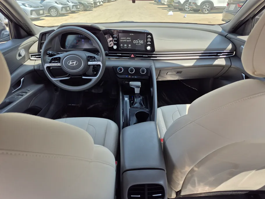 2024 Hyundai Elantra Fleet 