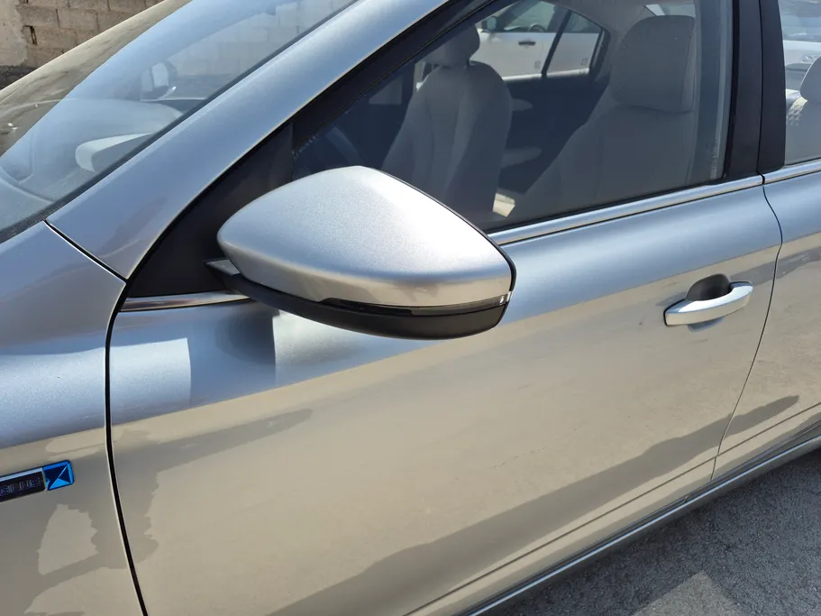 ام جي 5 COM 2024 