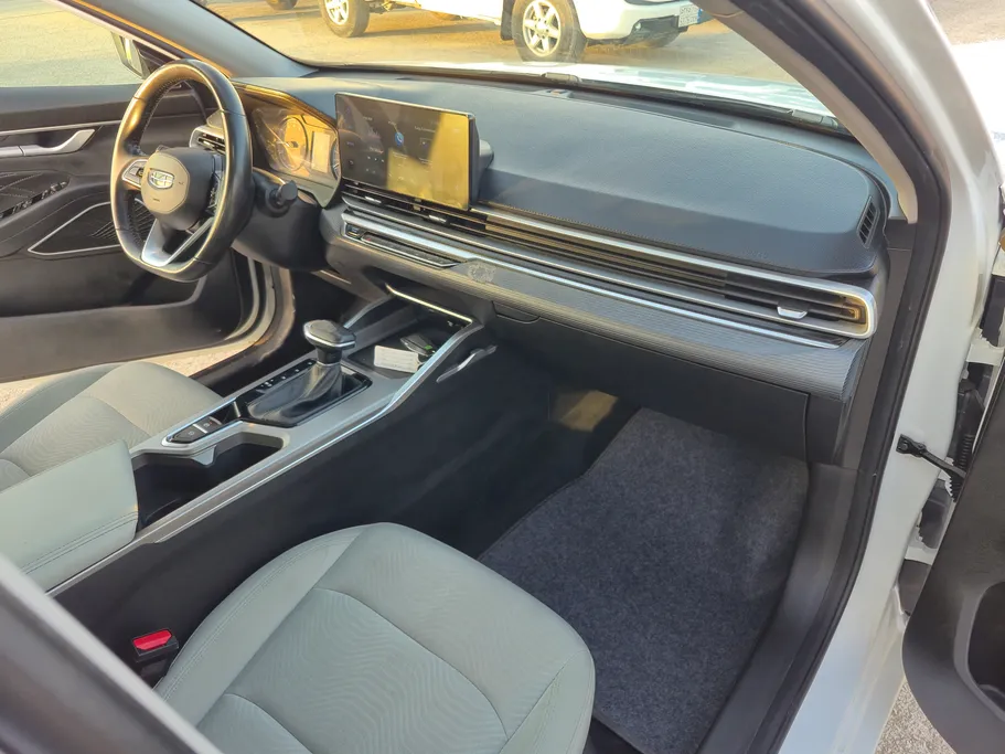 2025 Geely Emgrand GS 