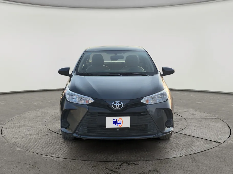 2022 Toyota Yaris  Y 