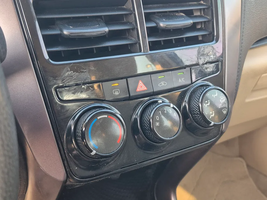 2022 Toyota Yaris  Y 