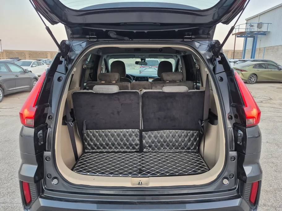 2025 Mitsubishi XPANDER HL 