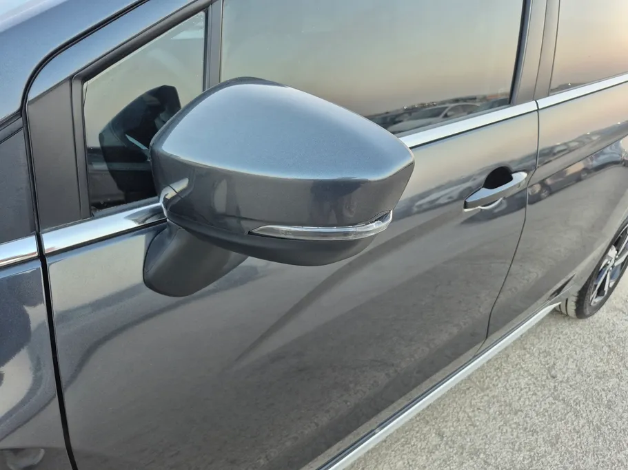 2025 Mitsubishi XPANDER HL 