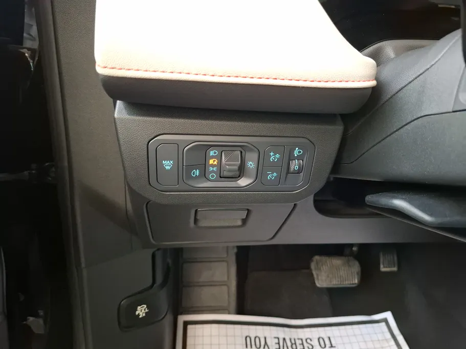 2023 Ford Taurus Titanium 