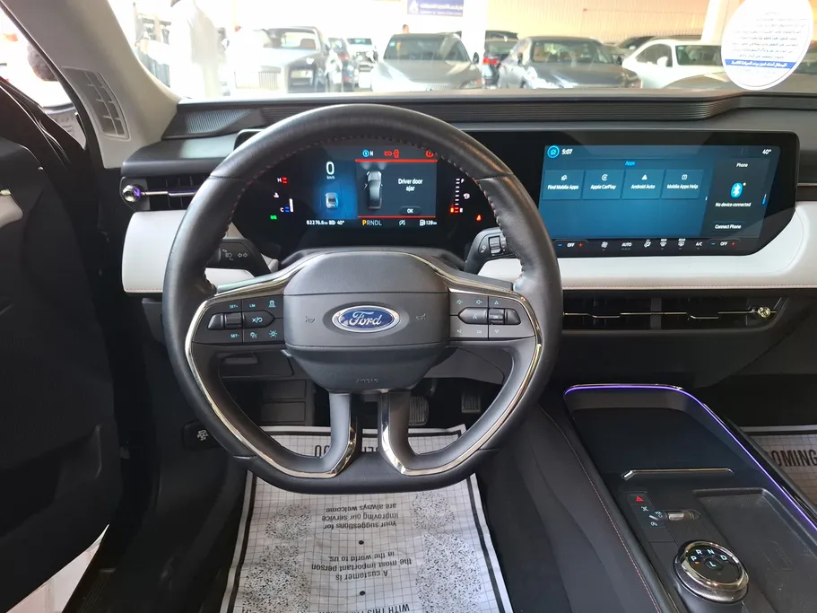 2023 Ford Taurus Titanium 