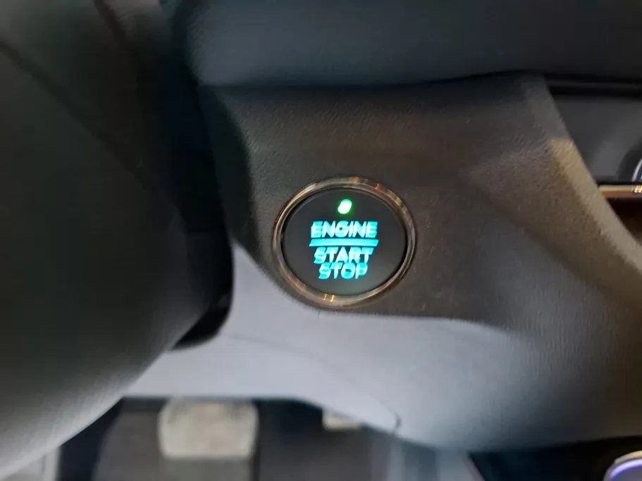 2023 Ford Taurus Titanium 