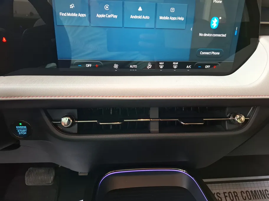 2023 Ford Taurus Titanium 