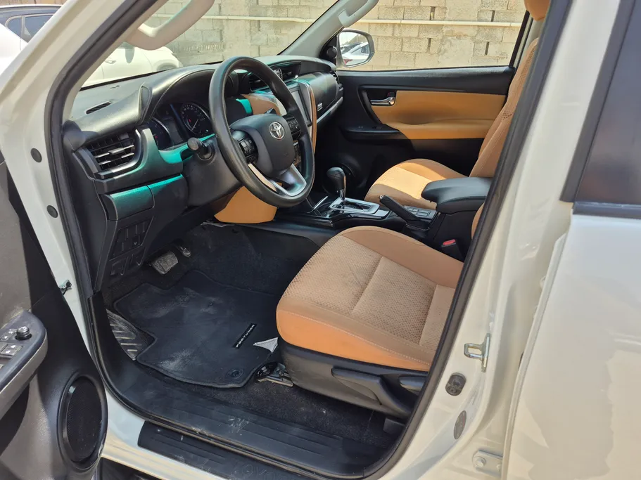 2022 Toyota Fortuner GX2 4x4 
