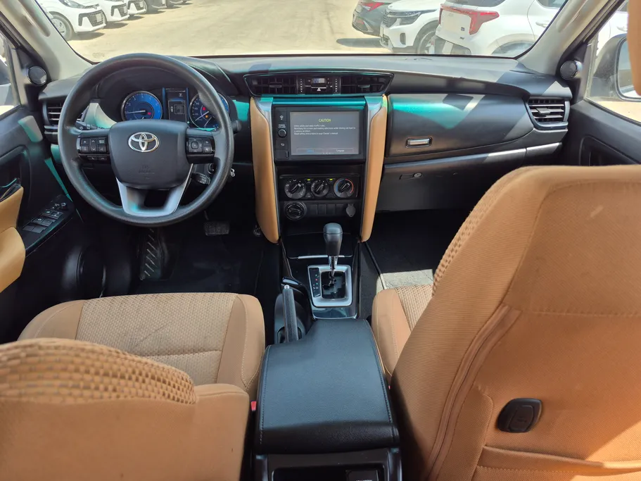 2022 Toyota Fortuner GX2 4x4 