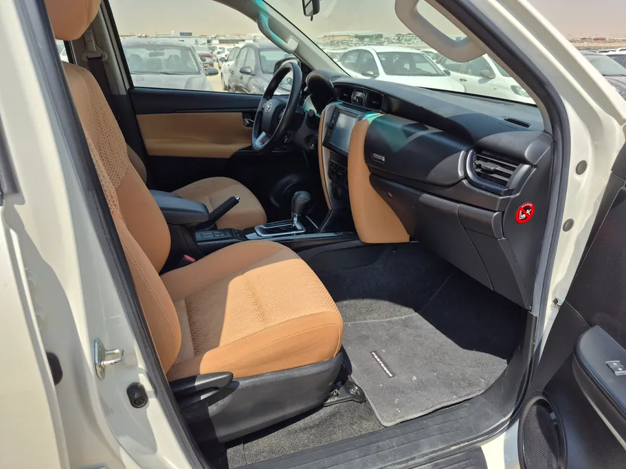 2022 Toyota Fortuner GX2 4x4 