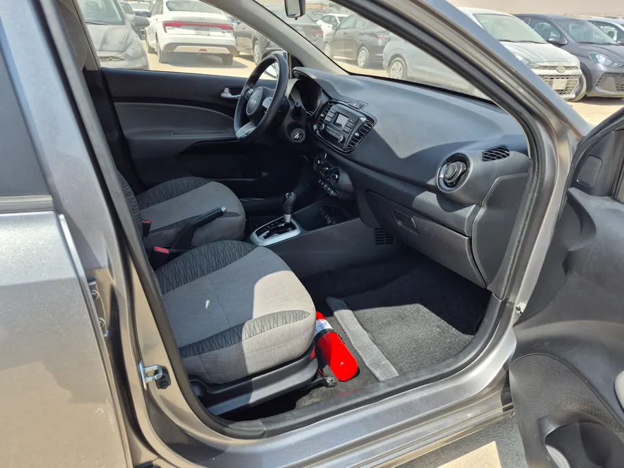 2022 Kia Pegas LX 